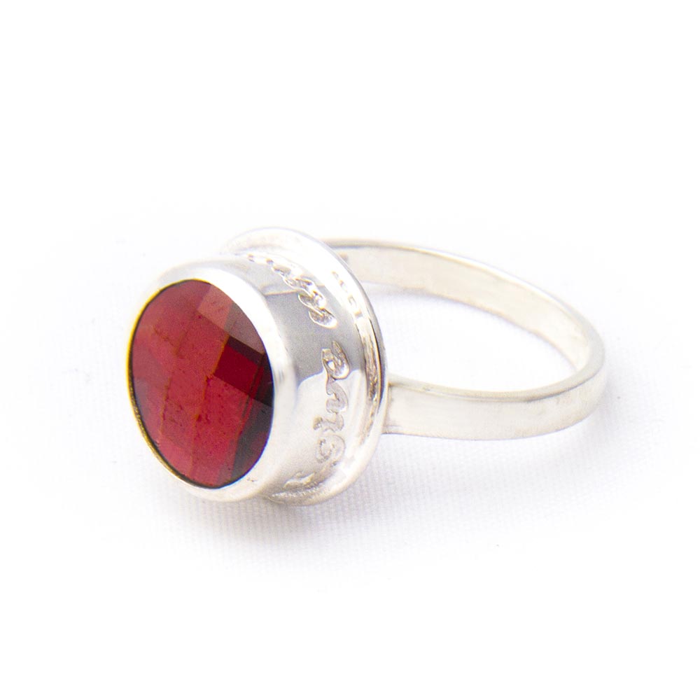 red-magma-swar-crystal-peace-ring